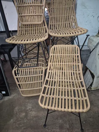 Juego de 4 Sillas de Mimbre y Metal