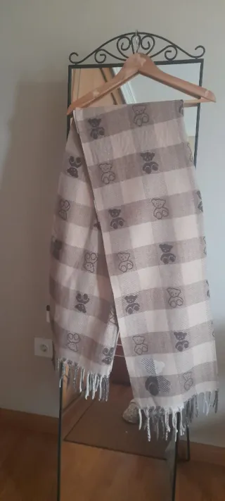 Bufanda cuadros ositos azul y marrón