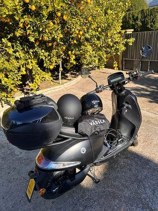 Moto Eléctrica Negra