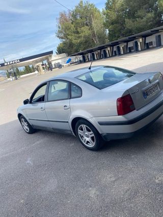 Volkswagen Passat 1999
