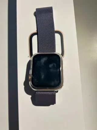 iPhone 13 y Apple Watch Series 4