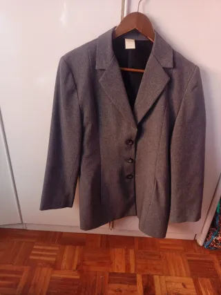 Traje completo chaleco,pantalón y americana