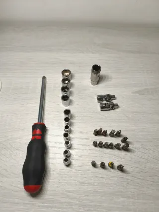 Destornillador Wurth 1/4 con vasos y puntas