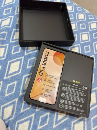 ZTE nubia Flip 5G Negro 256GB