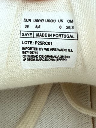 SAYE Sneakers Blancas Beige. Unisex.