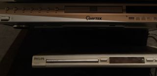 Televisor 15 VHS DVD Multicolor/Plata