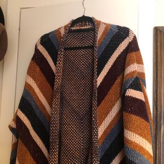 Chaqueta larga de punto multicolor