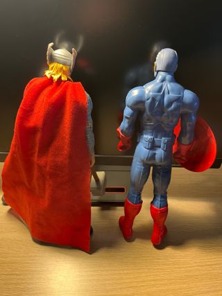 Pack Capitán América y Thor