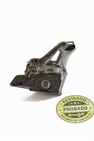 Soporte estribera izquierda Honda CBF 250