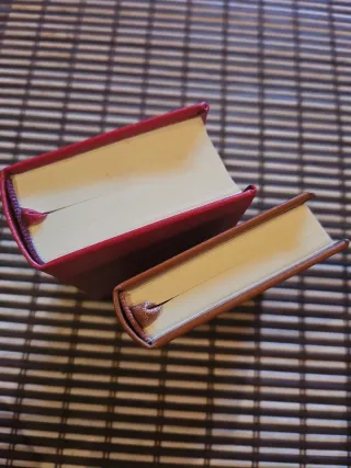 Libros miniatura La Gitanilla y Capitán Alatriste