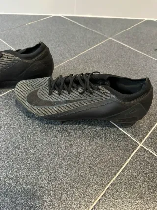 Chuteiras Nike Mercurial Air Zoom