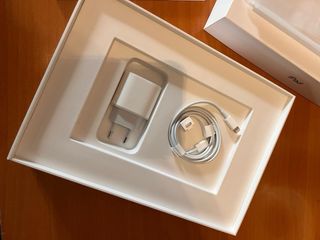 iPad 9ª Gen 64GB Space Gray Accesorios nuevos