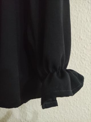 Blusa negra con encaje y botones | Mujer | Talla S