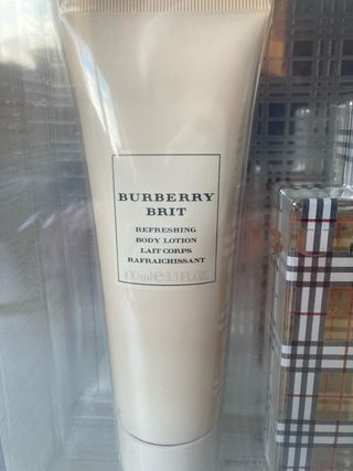 Burberry Brit Set Perfume y Loción