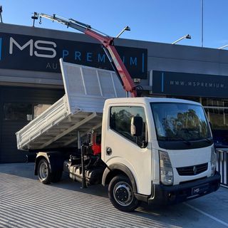 Nissan Cabstar NT400 2015 BASCULANTE + GRUA PALFINFGER