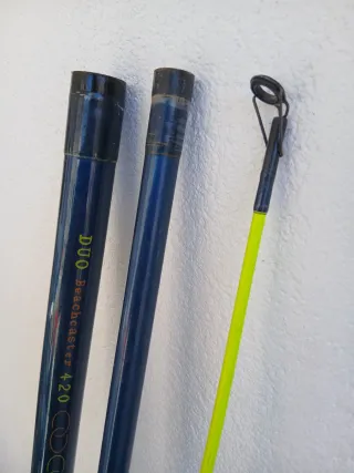 Caña de pescar con carrete Daiwa 10000