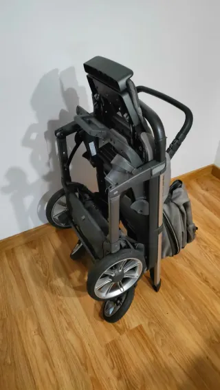 Inglesina Aptica. Cochecito capazo silla de paseo