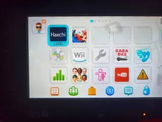 Nintendo Wii U Premium Pack + memoria da 50 giochi