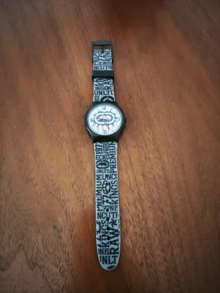 Reloj Marc Ecko Negro y Blanco