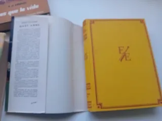 3 Novelas antiguas Ediciones Éxito