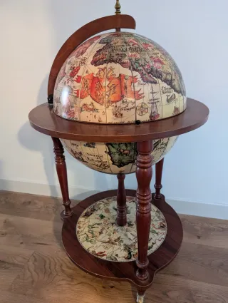 Botellero Globo Terráqueo y Cubitera