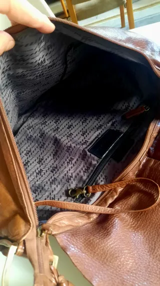 Bolso grande de piel marrón