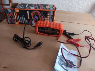 Cargador Baterías Automático 6V/12V 4A