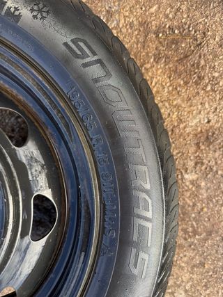 Llantas 15 con neumáticos nieve 195/65 R15 4x108