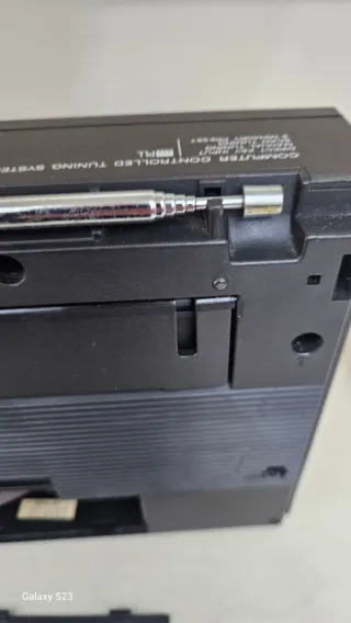 Radio Sony ICF-2001 FM/AM PLL