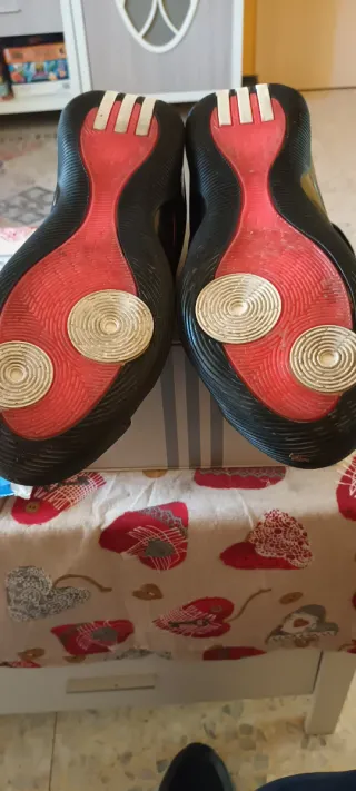 Zapatillas Adidas Harden Vol.9Negras Rojas