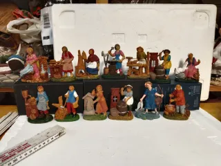 Pastori presepe, 6 euro cad.doppie mestieri