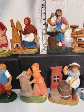 Pastori presepe, 6 euro cad.doppie mestieri