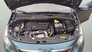 Peugeot 2008 BlueHDi 120 S&S Allure 88 kW (120 CV)