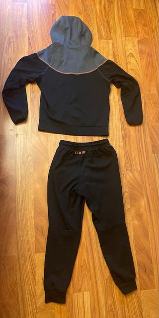Conjunto Nike Tech Fleece x SynaWorld Talla S