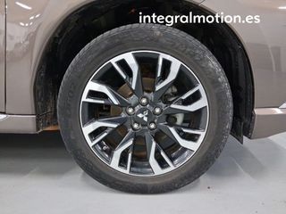 Mitsubishi Outlander 2.0 PHEV Kaiteki Auto 4WD