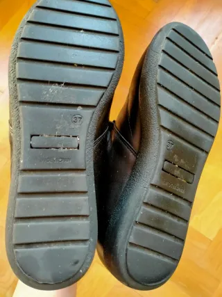 Botines negros mujer