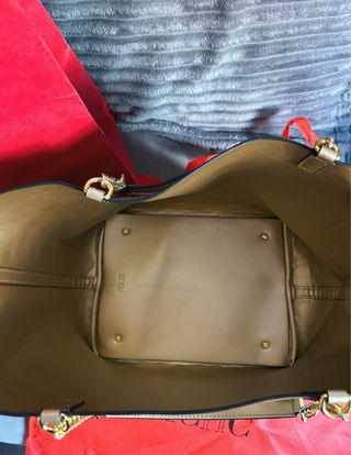 Bolso Matryoshka CH Dorado