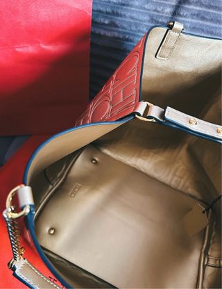 Bolso Matryoshka CH Dorado