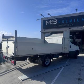 Iveco Daily 2021 Caja Fija Balderas Altas + Cajón Herramientas