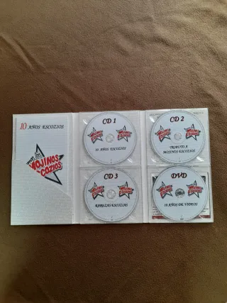 MOJINOS ESCOZIOS 3 CDS y 1 DVD. 10 Años Escozios.