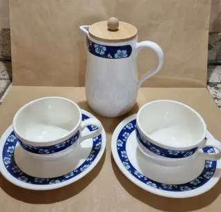 Caraffa e tazze ceramica decoro floreale