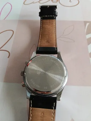 Reloj MONTRE LIP Cuero Negro y Plata