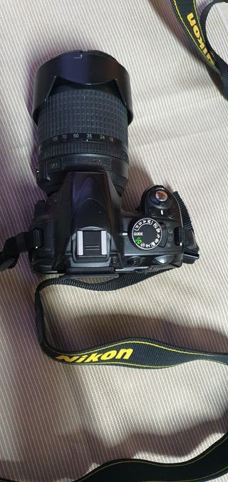 Cámara Nikon D3100 + Objetivo + Funda