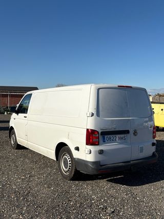 Furgoneta Volkswagen Transporter T6 2018.