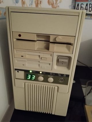 Ordenador Vintage EMC Funcional