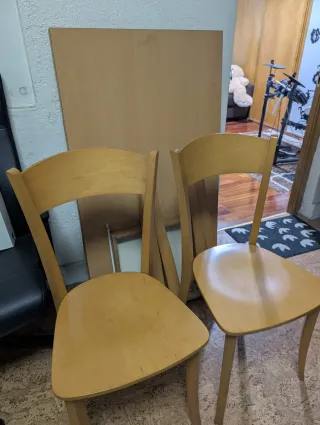 Mesa de cocina de madera