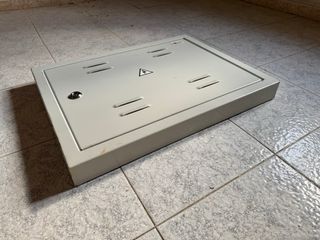 Puerta metálica homologada para cpm monofásica