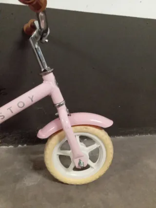 Bici de equilibrio rosa STOY