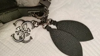 Bolso Guess Piel Negro Mujer