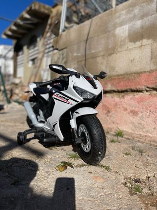 Moto a batería Honda CBR 1000RR niño
